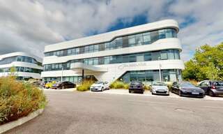 Bureau  244 m² à louer à Champagne-au-Mont-d'Or (69410)