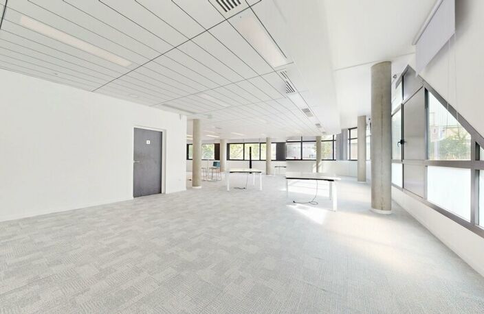 BUREAUX à LOUER — photo 5