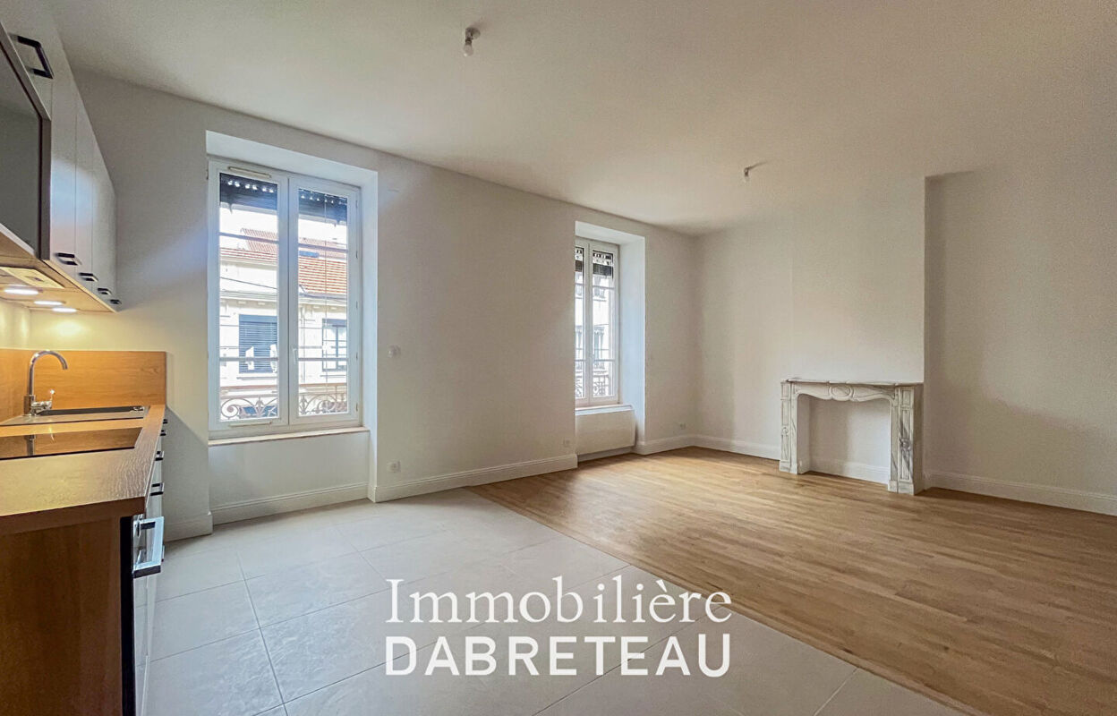 appartement 3 pièces 69 m2 à louer à Lyon 6 (69006)