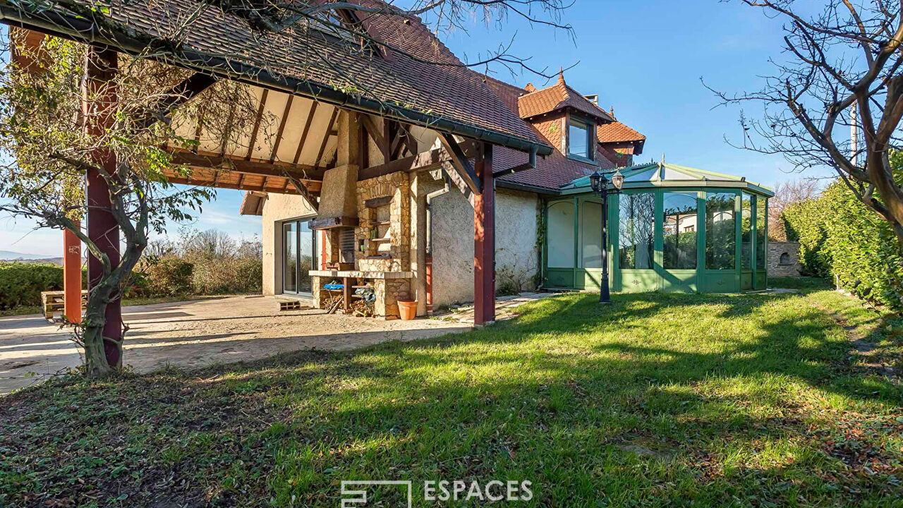 maison 7 pièces 245 m2 à vendre à Chaponnay (69970)