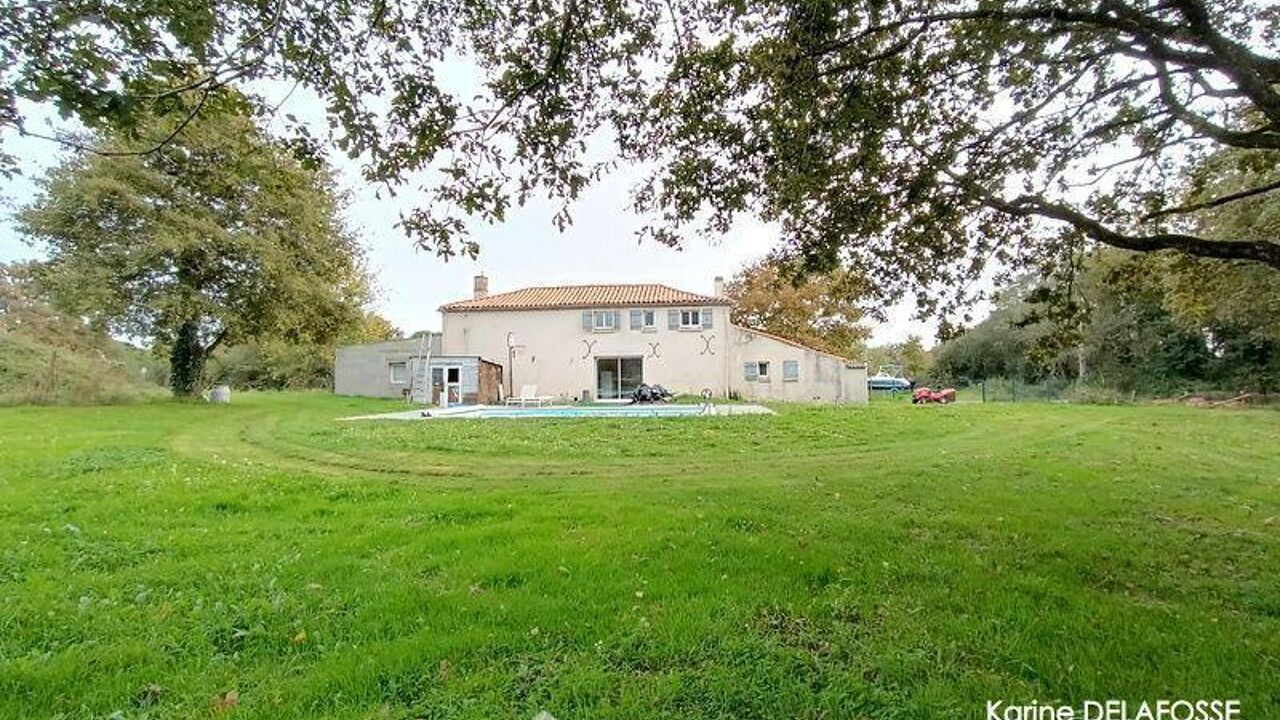 maison 5 pièces 135 m2 à vendre à Rives-de-l'Yon (85310)