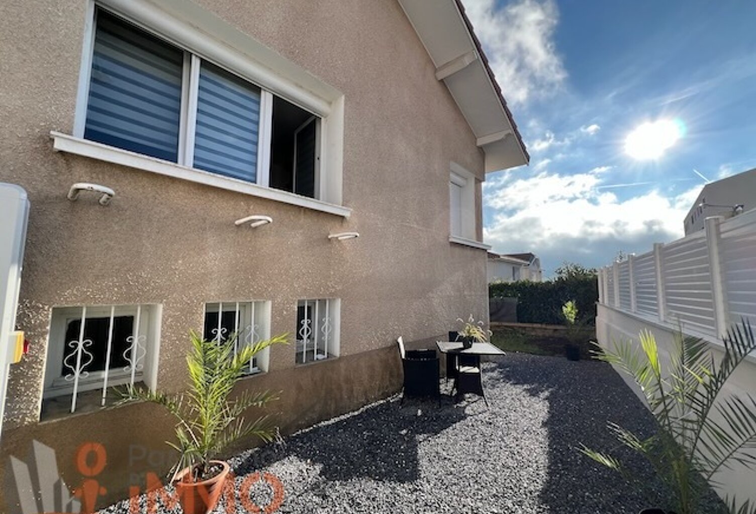 Villa — photo 1