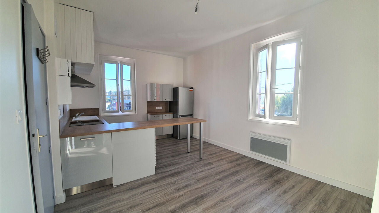 appartement 3 pièces 43 m2 à louer à Saint-Palais (64120)