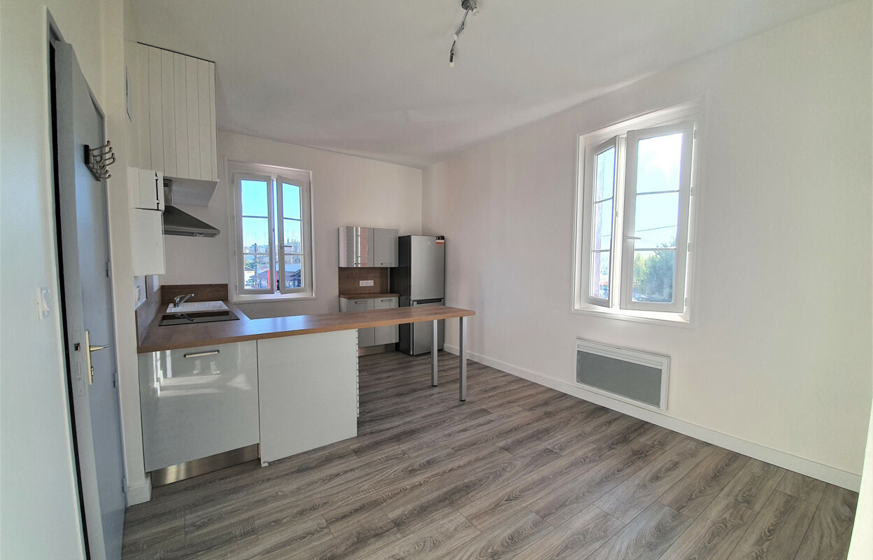 appartement 3 pièces 43 m2 à louer à Saint-Palais (64120)