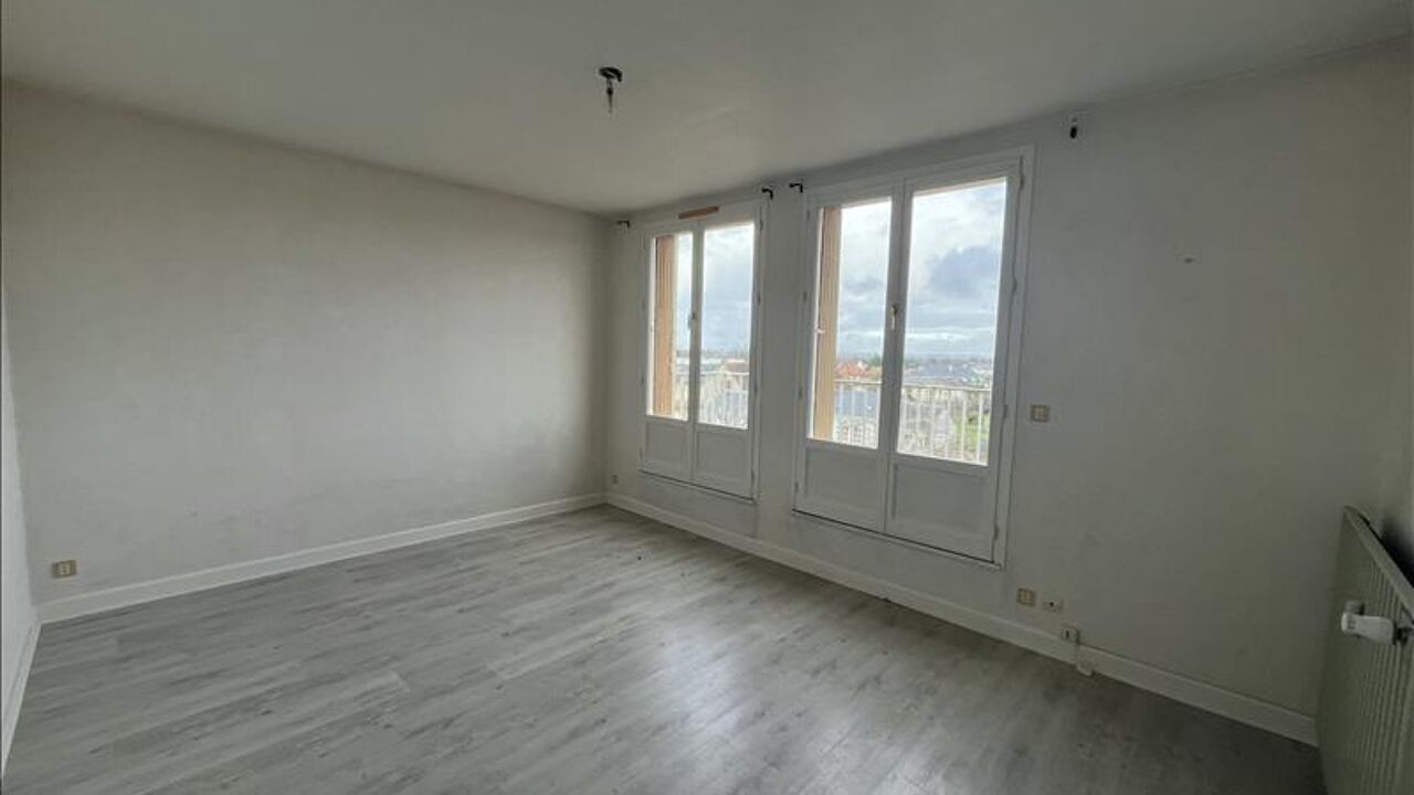 appartement 2 pièces 47 m2 à vendre à La Châtre (36400)