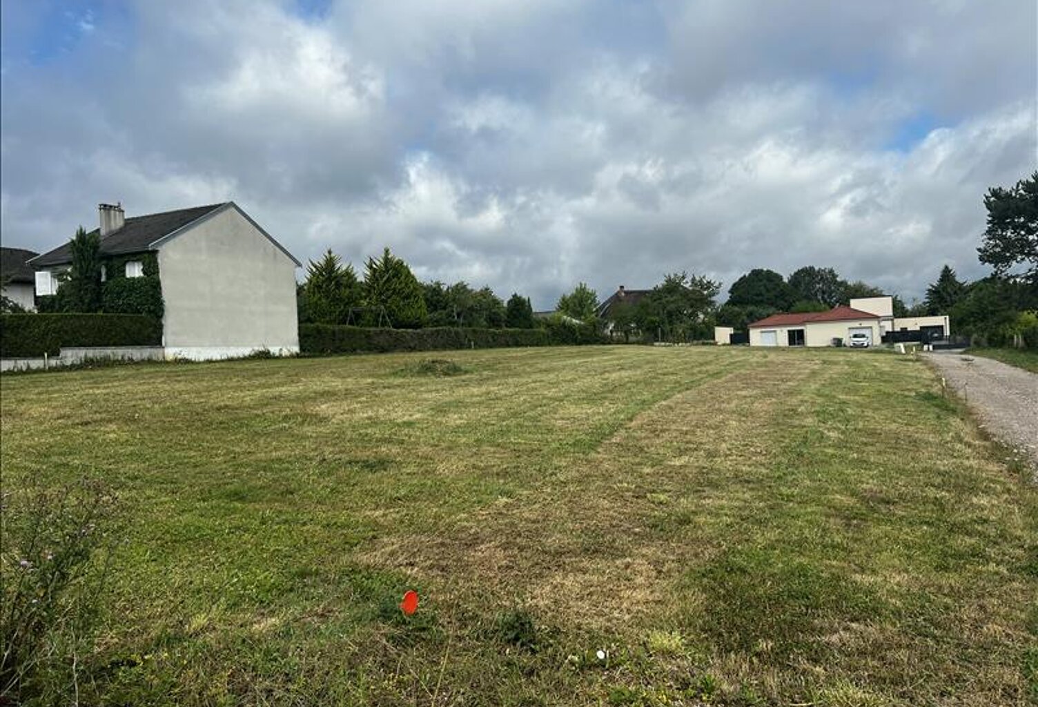 Terrain à bâtir de 0 pièces principales — photo 1