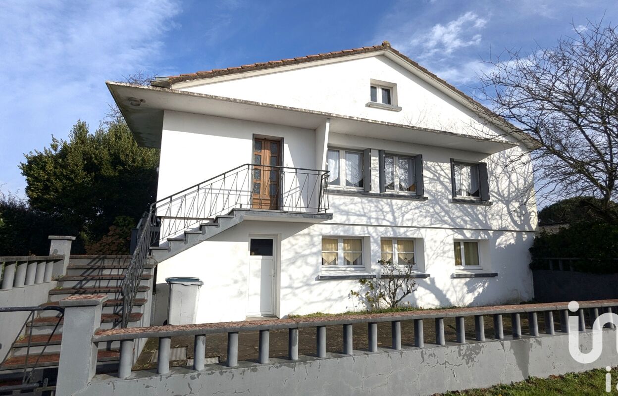 maison 6 pièces 167 m2 à vendre à Soullans (85300)