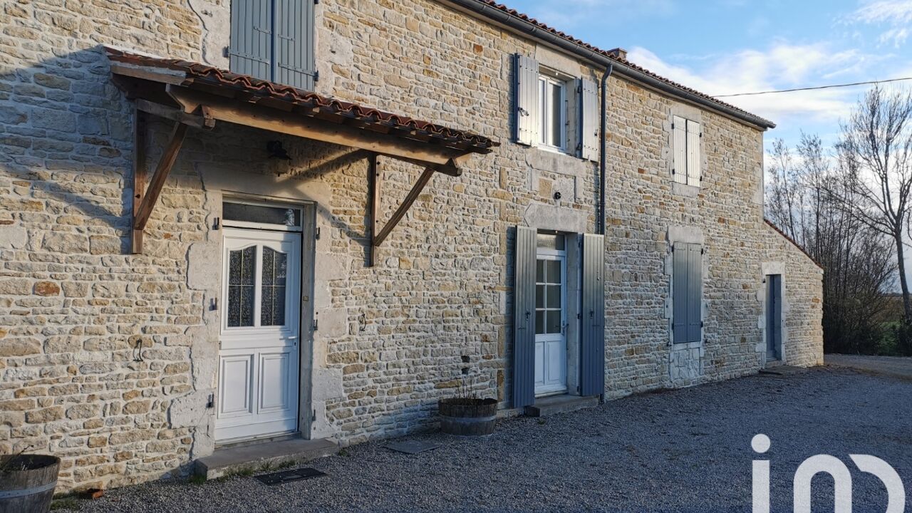 maison 7 pièces 212 m2 à vendre à Marans (17230)