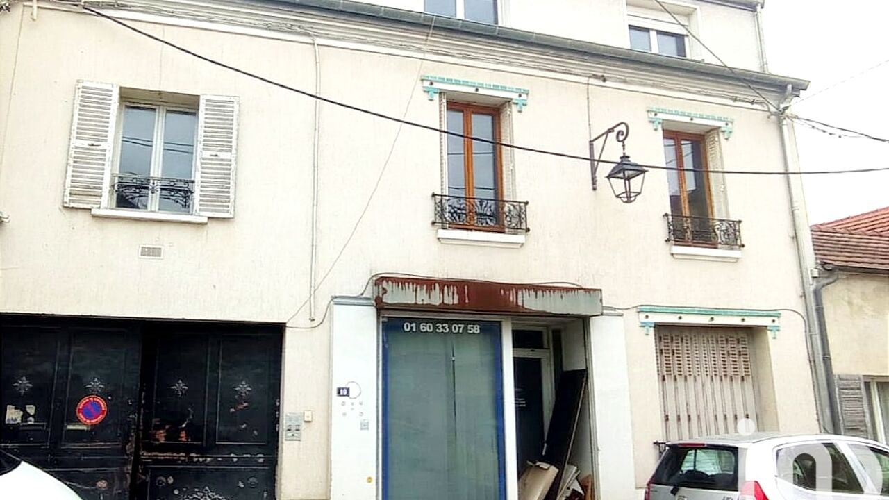 immeuble  pièces 210 m2 à vendre à Champs-sur-Marne (77420)