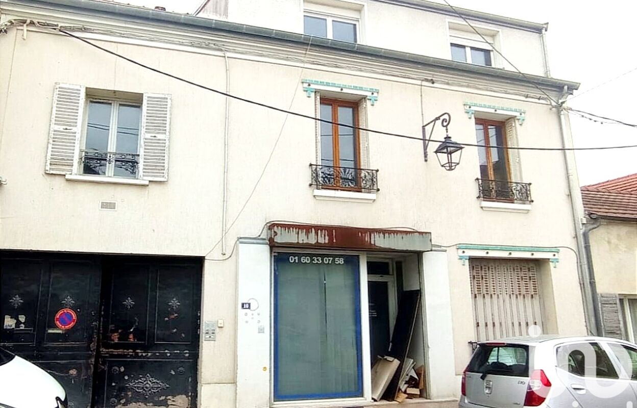 immeuble  pièces 210 m2 à vendre à Champs-sur-Marne (77420)