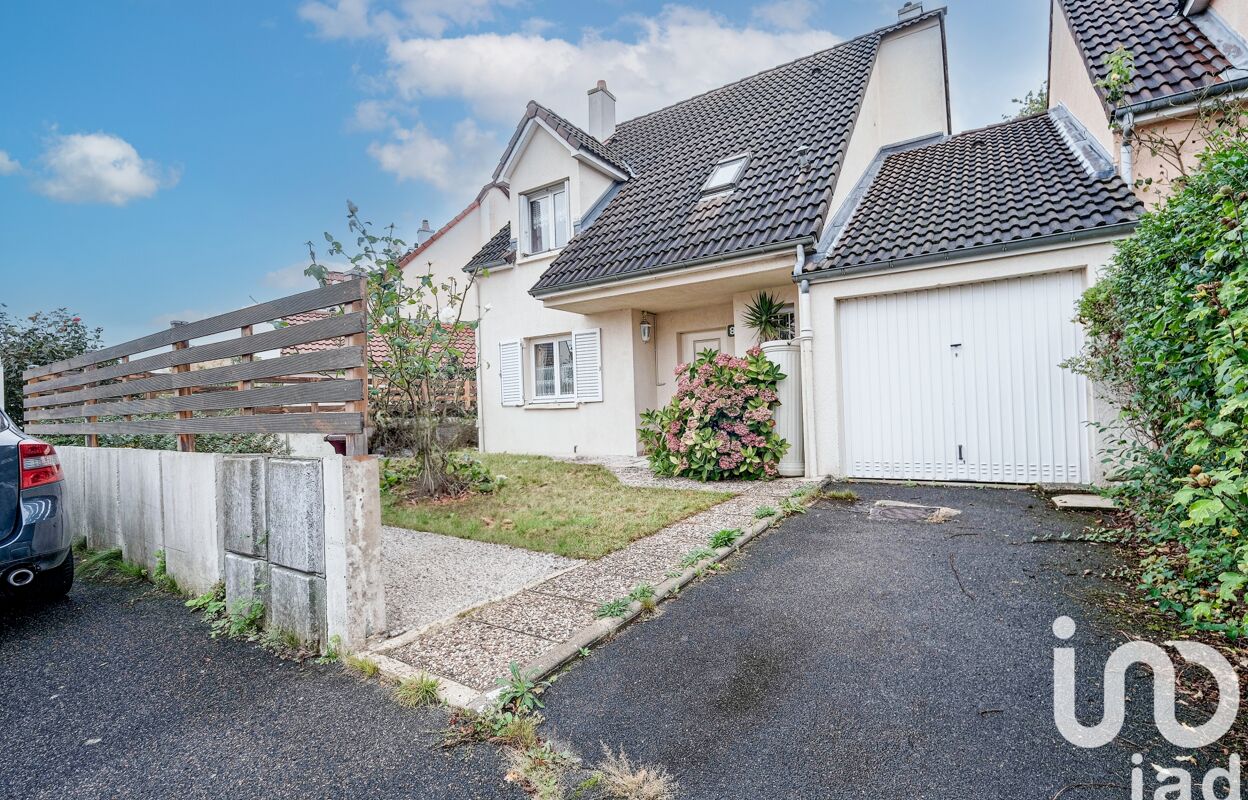 maison 5 pièces 93 m2 à vendre à Émerainville (77184)