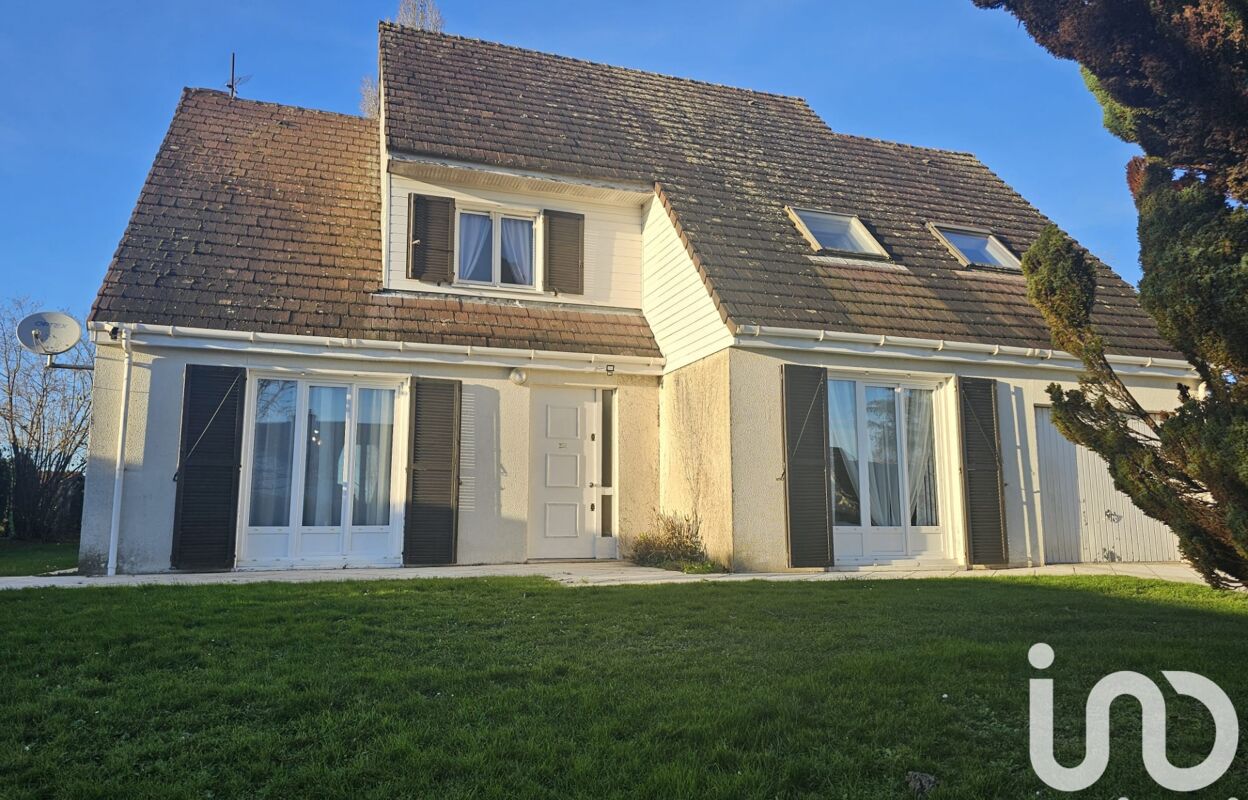 maison 7 pièces 154 m2 à vendre à Chaumont-en-Vexin (60240)