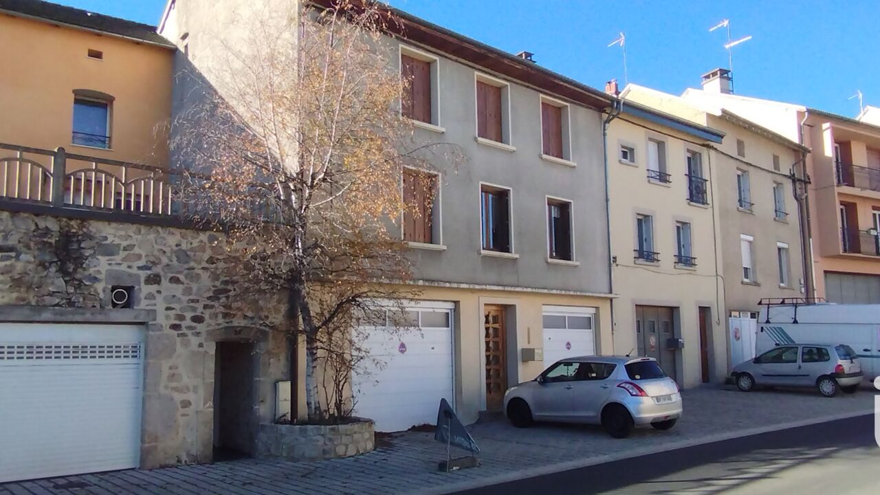 maison 7 pièces 200 m2 à vendre à Yssingeaux (43200)