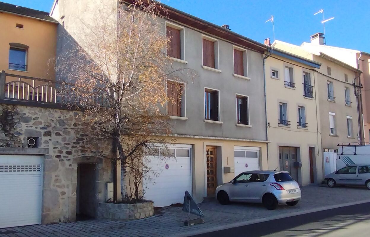 maison 7 pièces 200 m2 à vendre à Yssingeaux (43200)