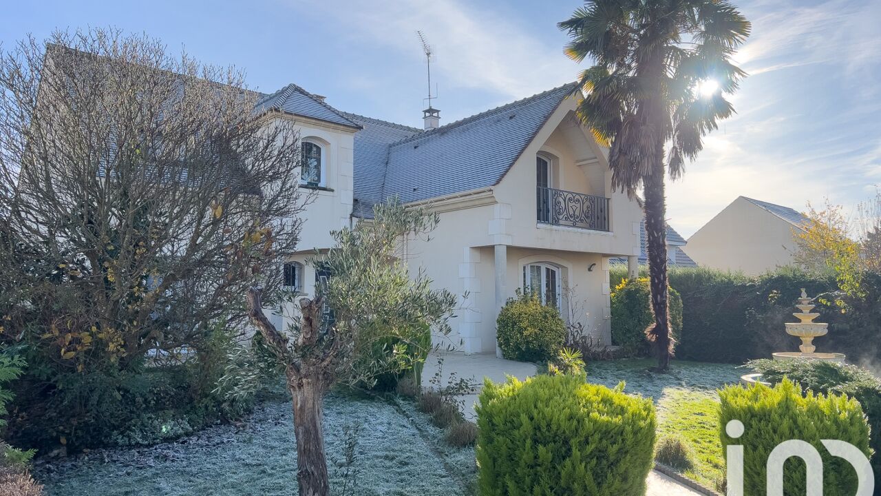 maison 7 pièces 227 m2 à vendre à Vaux-le-Pénil (77000)