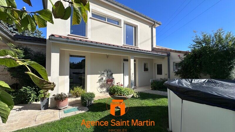 Villa / Maison  T7 à vendre Montélimar 26200