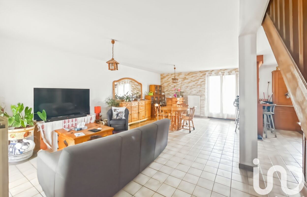 maison 5 pièces 115 m2 à vendre à Montfermeil (93370)