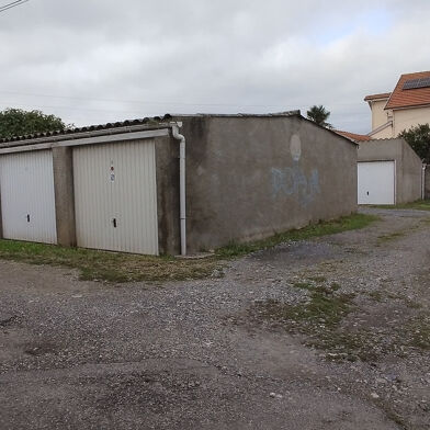Garage  158800 €