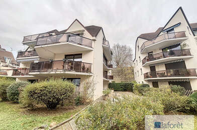 Appartement 5 pièces 1392 €