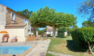 Maison 11 Pièces 300 m² à vendre à Saint-Pierre-de-Mézoargues (13150)