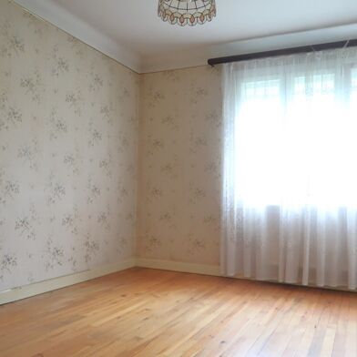 Maison 8 pièces 239000 €