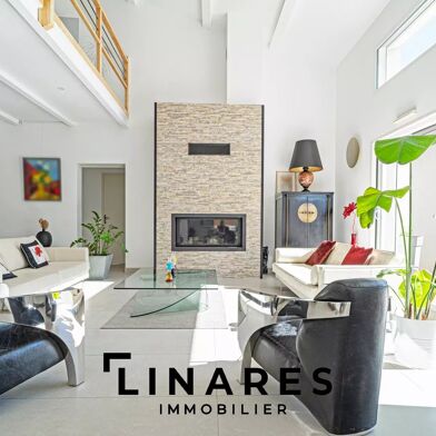 Maison 5 pièces 205 m²