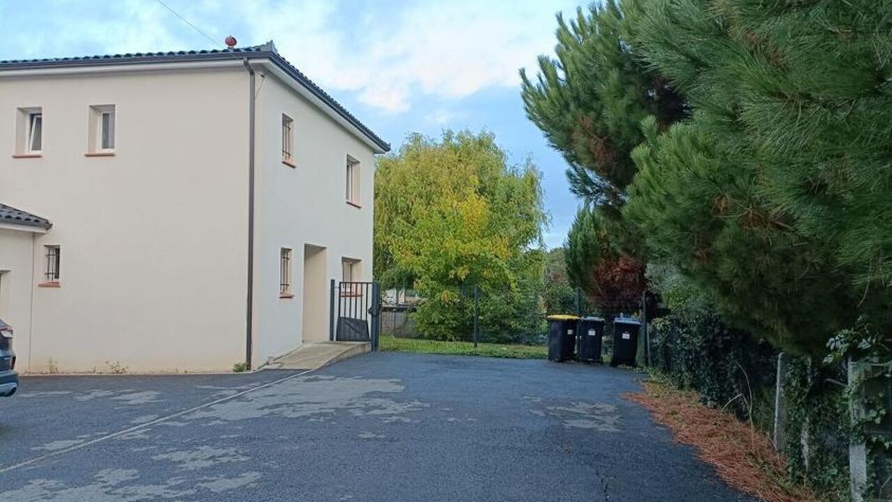 maison 4 pièces 100 m2 à louer à Saint-Geniès-Bellevue (31180)