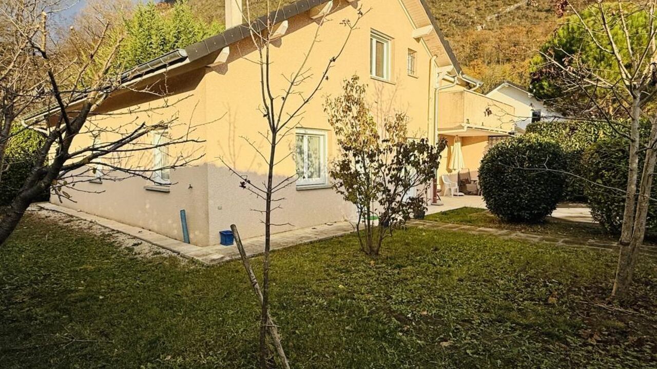 maison 6 pièces 156 m2 à vendre à Challes-les-Eaux (73190)