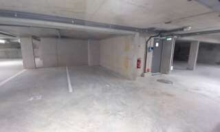 Garage  12 m² à vendre à La Crau (83260)