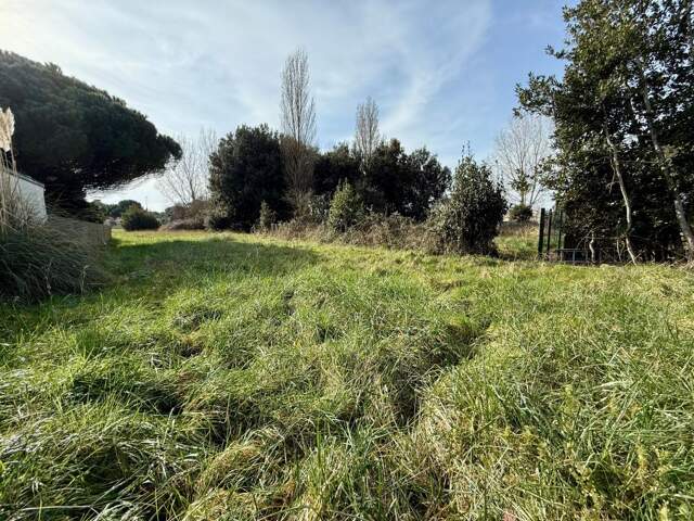 Terrain Le Grand Village Plage 417 m2 — photo du bien
