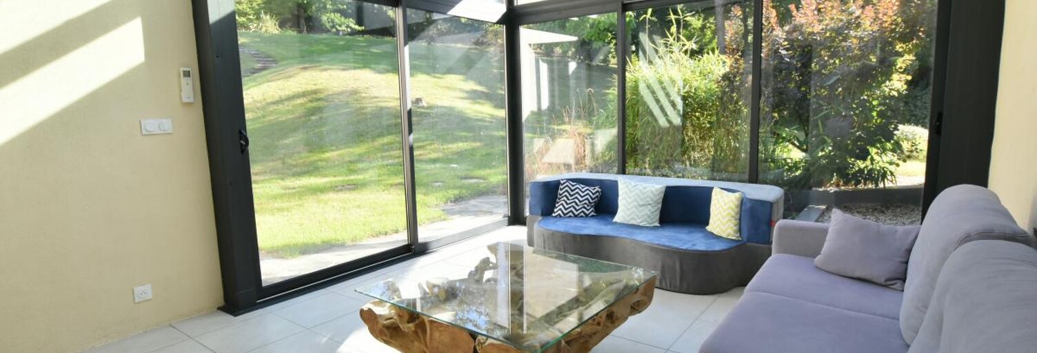 Maison 6 Pièces 218 m² à vendre à Vaugneray (69670)