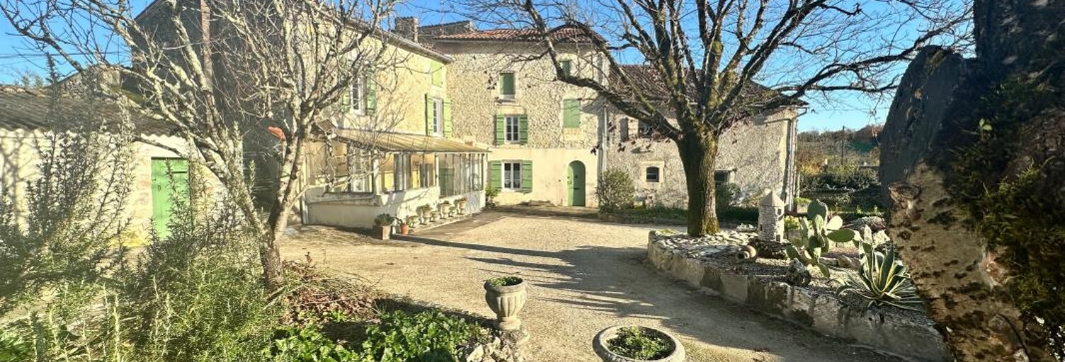 Maison 4 Pièces 137 m² à vendre à La Chapelle-des-Pots (17100)