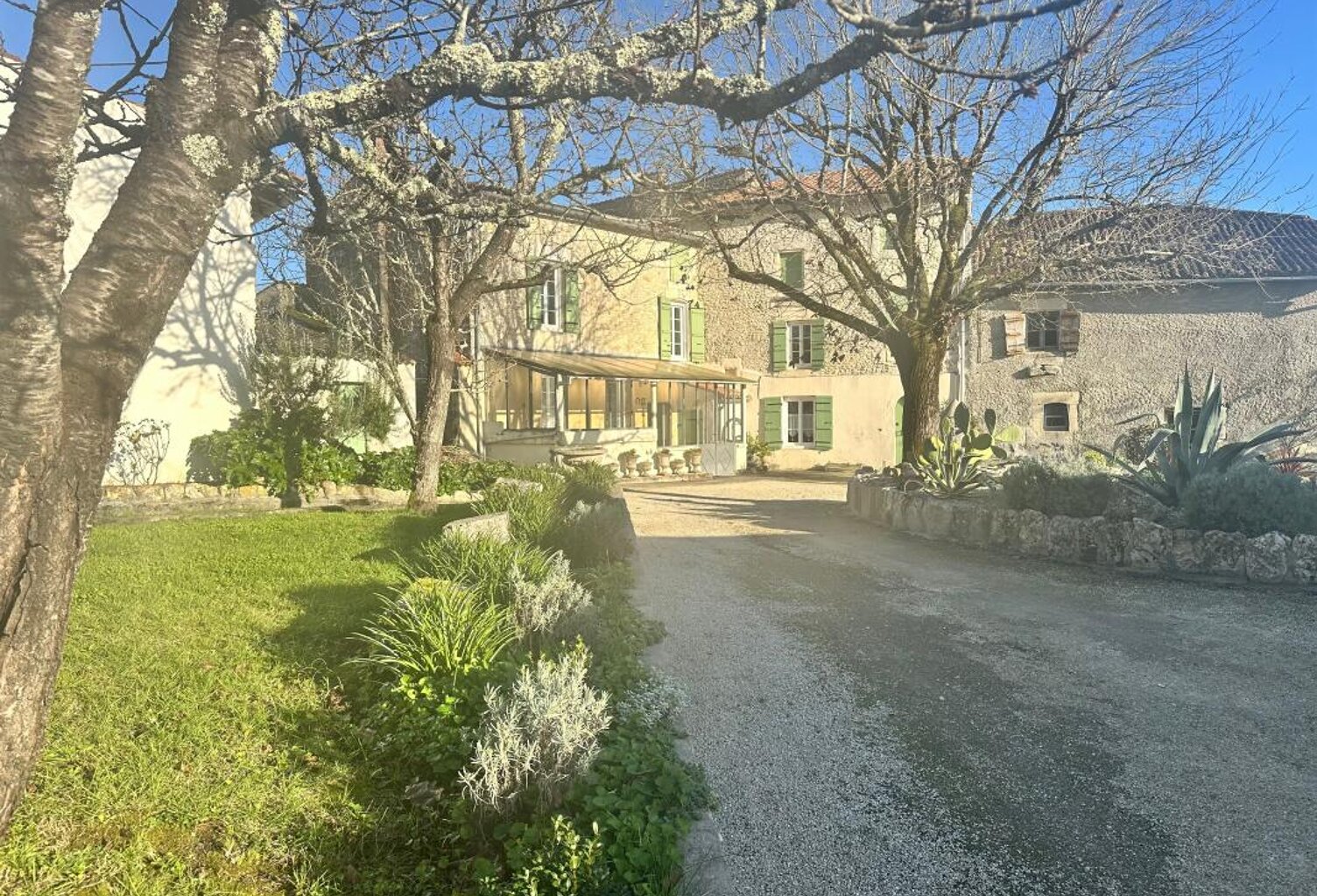 Ancien monastère — photo 1