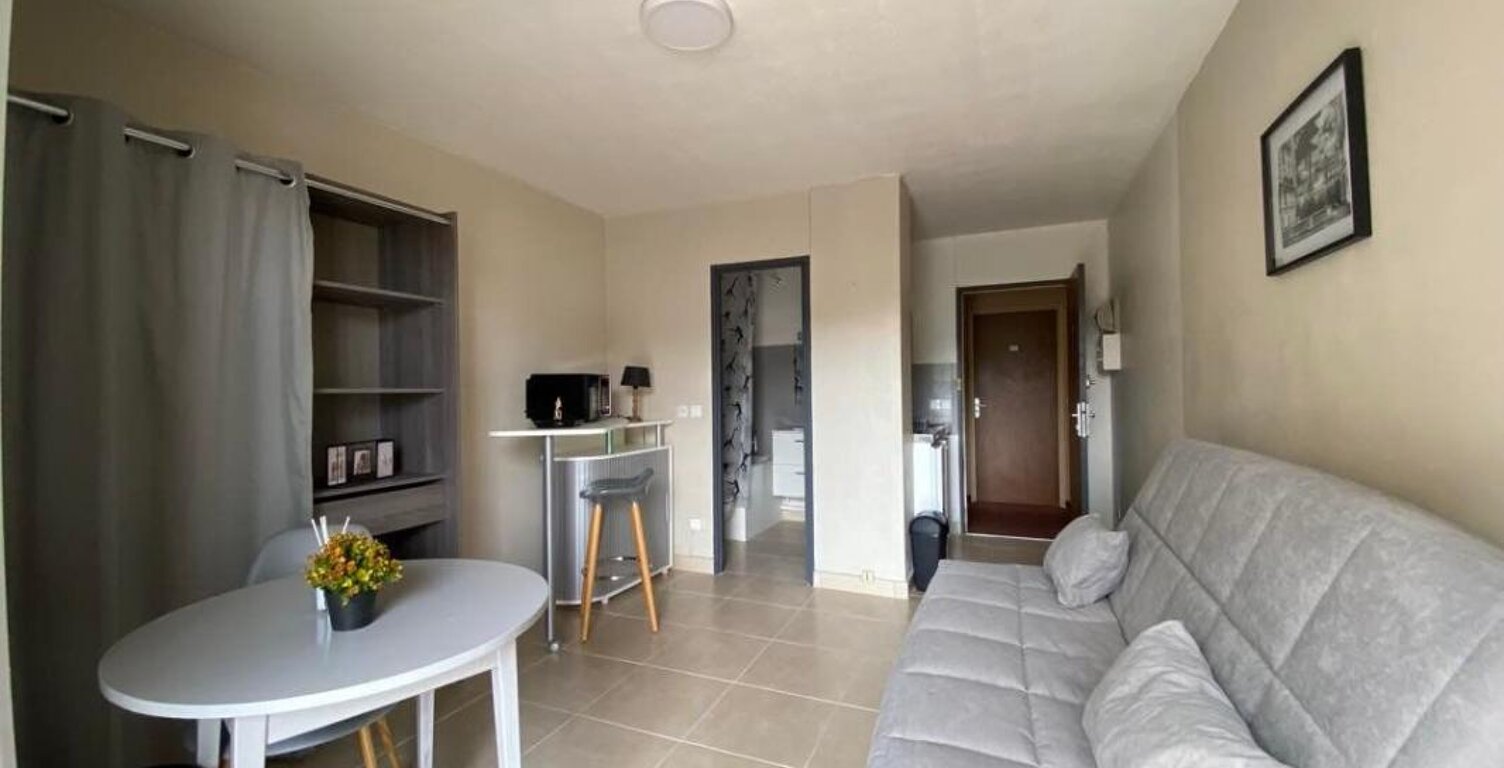 Appartement Castres 1 pièce(s) 18.75 m2 — photo 1