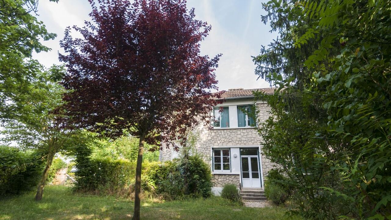 maison 5 pièces 103 m2 à louer à Issoudun (36100)