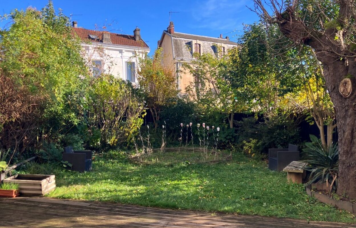 maison 10 pièces 235 m2 à vendre à Périgueux (24000)