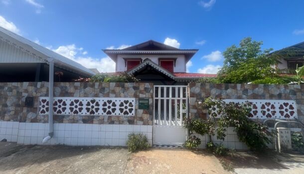 Villa / Maison 10 pièces  à vendre Kourou 97310