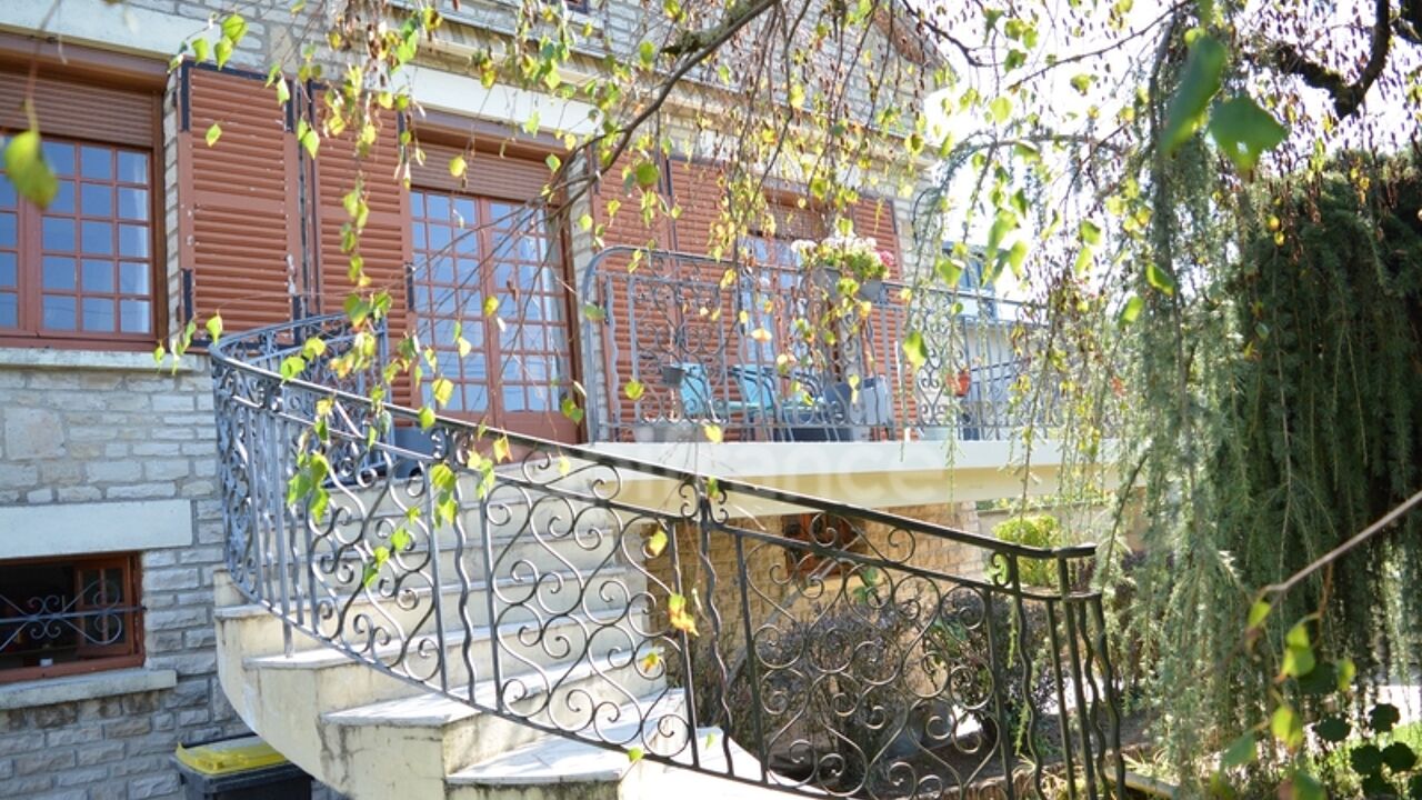 maison 5 pièces 134 m2 à vendre à Varennes-Vauzelles (58640)