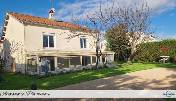 Villa / Maison 6 pièces  à vendre Rochelle (La) 17000