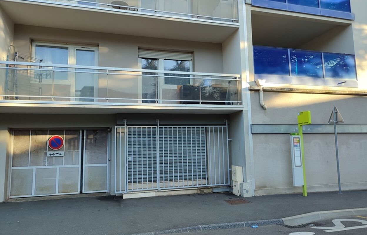 commerce 2 pièces 30 m2 à vendre à Saint-Étienne (42000)