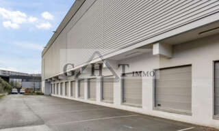 Local industriel  3627 m² à louer à Saint-Denis (93200)