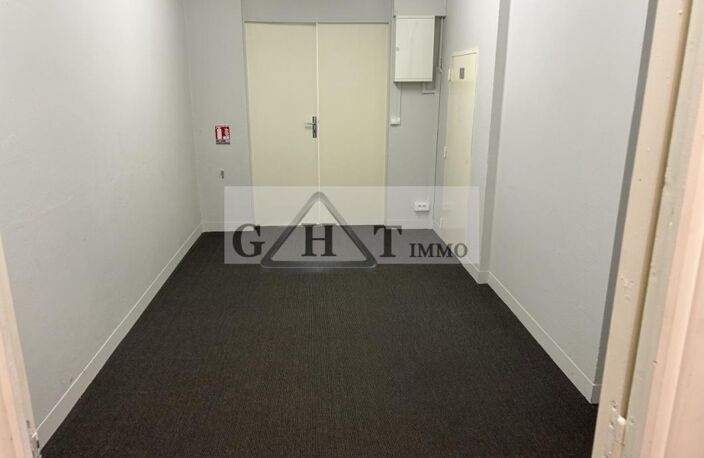 Entrepot bureaux A LA Location A RUEIL-MALMAISON — photo 4