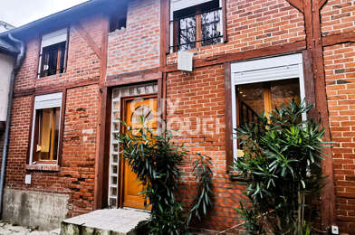 Appartement 3 pièces 117700 €