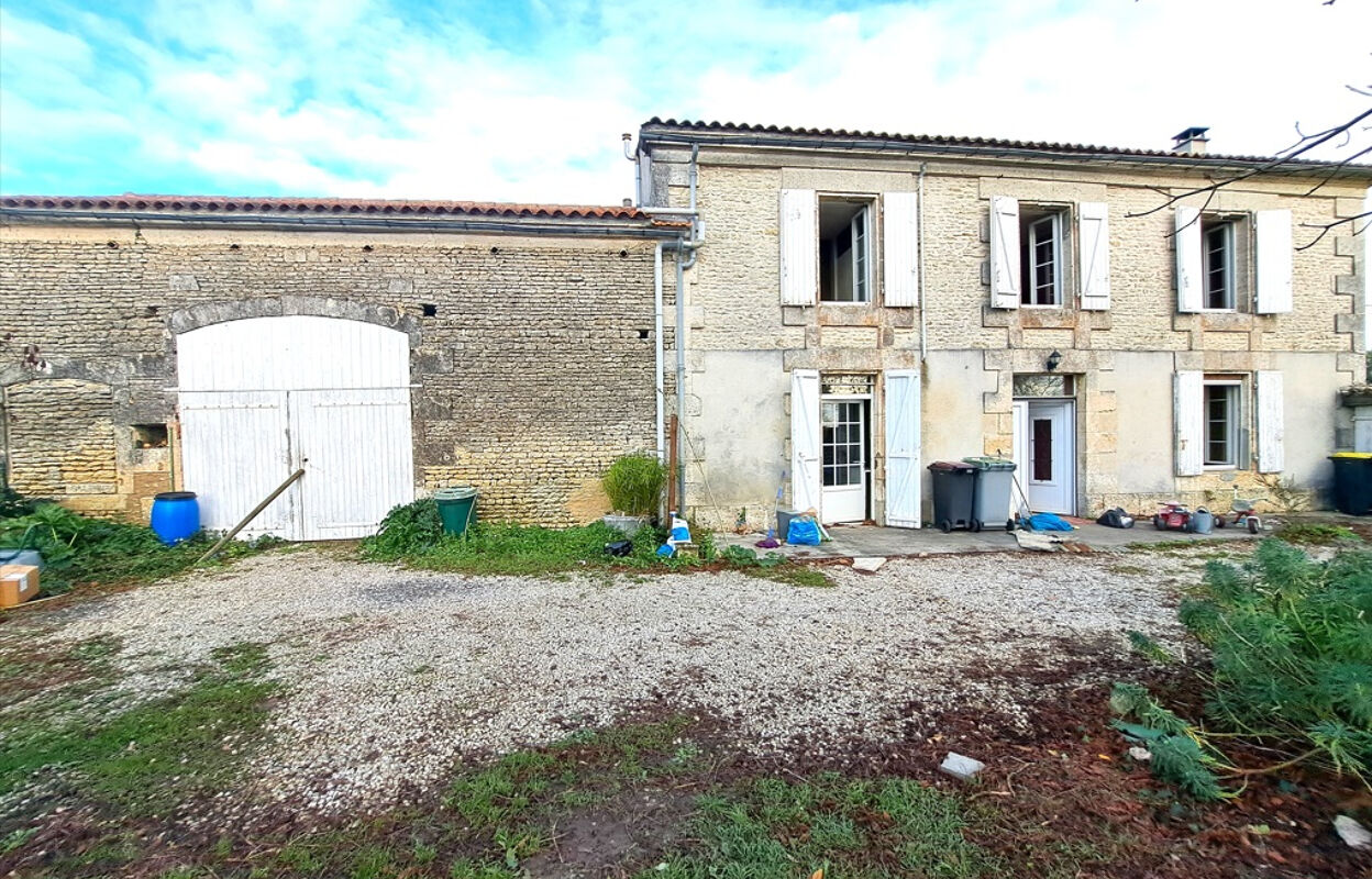 maison 4 pièces 110 m2 à vendre à Vindelle (16430)