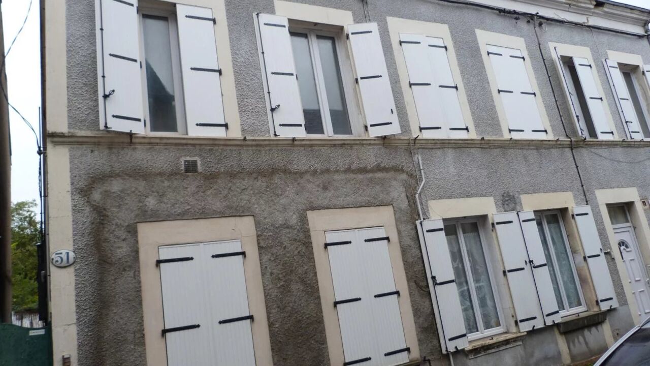 immeuble  pièces 230 m2 à vendre à Vierzon (18100)