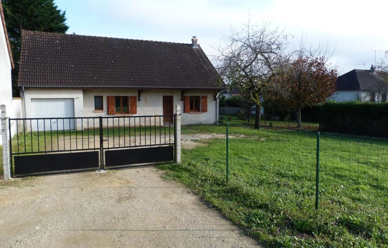 maison 4 pièces 90 m2 à vendre à Vierzon (18100)