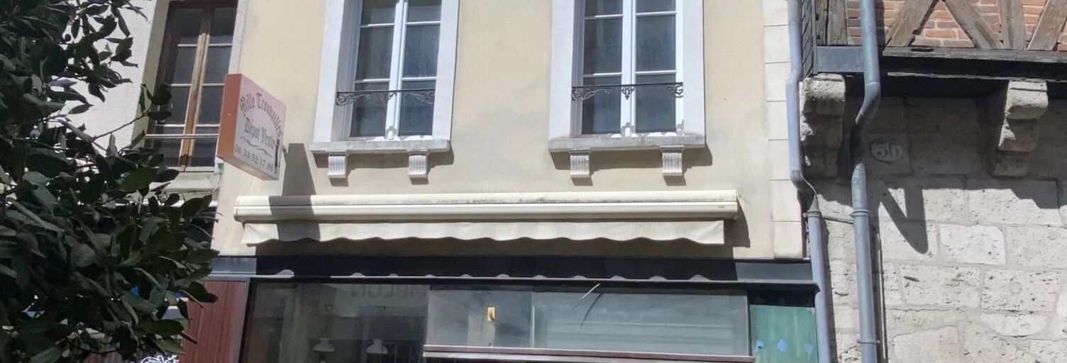 Immeuble  130 m² à vendre à Vierzon (18100)