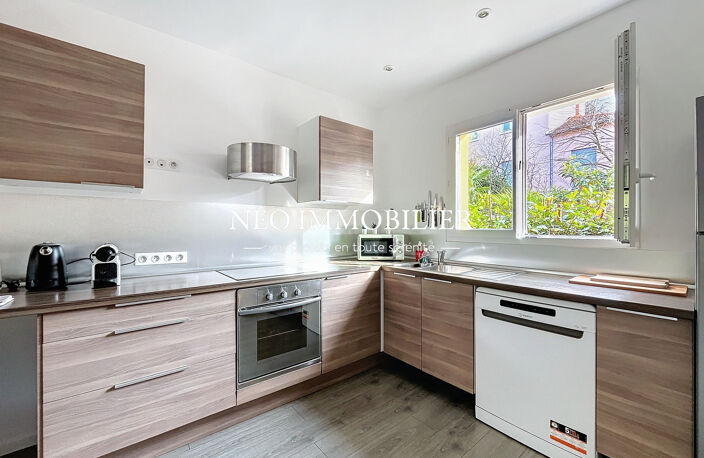 MAISON   / JARDIN/ GRANDE PIECE PRINCIPALE/ 3 CHAMBRES/ GARA — photo 5