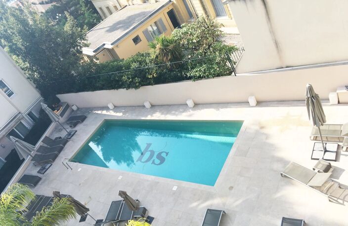 Très bel appartement situé dans une résidence avec piscine — photo 3