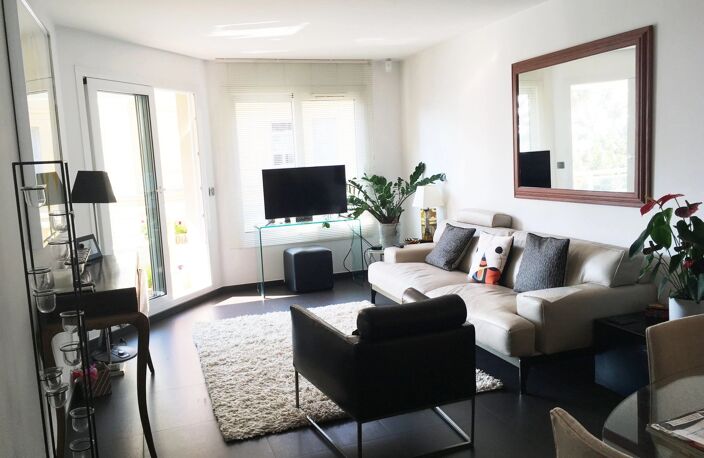 Très bel appartement situé dans une résidence avec piscine — photo 4
